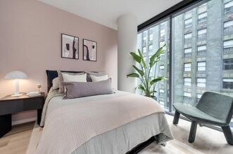62 E Wacker Pl in Chicago, IL - Building Photo - Building Photo