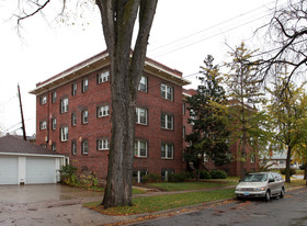 906 West 42nd Street in Minneapolis, MN - Building Photo
