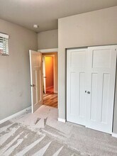 Seven Seven Oaks St SE in Lacey, WA - Building Photo - Building Photo