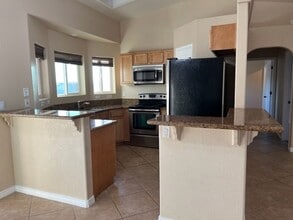 3240 Medicine Bow Dr in Lake Havasu City, AZ - Building Photo - Building Photo