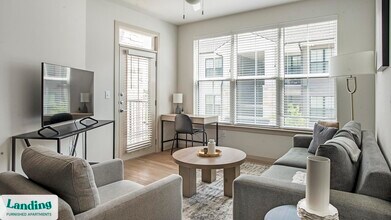 610 E Wells Branch Pkwy in Pflugerville, TX - Foto de edificio - Building Photo