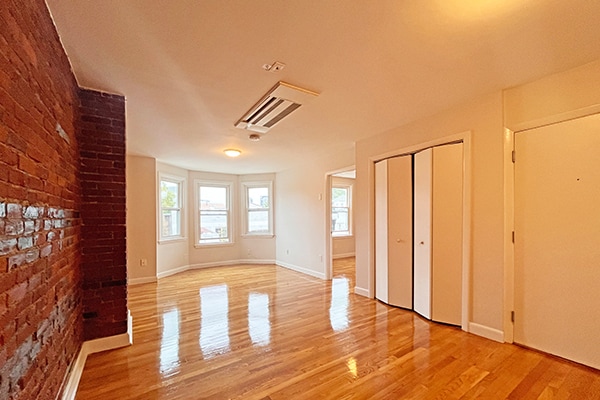 155 Broadway, Unit 02