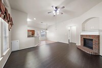 10530 WIllow Park Green in Houston, TX - Building Photo - Building Photo