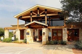 Canyon Vistas in Austin, TX - Foto de edificio - Building Photo