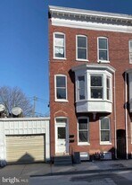 21 S Hartley St in York, PA - Building Photo