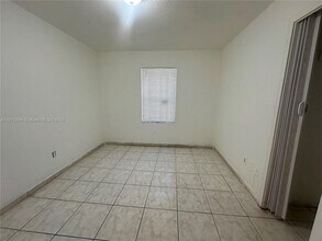 163 NE 76th St in Miami, FL - Building Photo - Building Photo