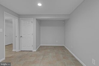 20523 Ashley Terrace in Sterling, VA - Building Photo - Building Photo