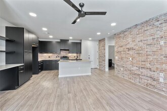 4510 Terry-o Ln, Unit 244 in Austin, TX - Building Photo - Building Photo