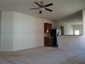 12410 Serene Elm St in Houston, TX - Foto de edificio - Building Photo