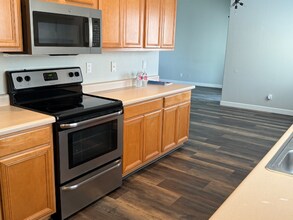 8105 W Beck Ln in Peoria, AZ - Building Photo - Building Photo