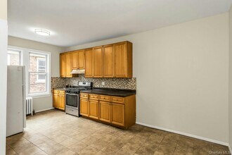 40-11 201st St in Queens, NY - Building Photo - Building Photo