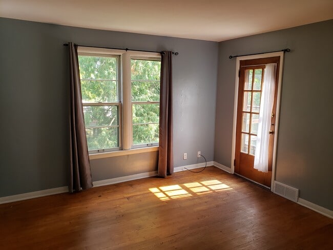 property at 513 W Olin Ave