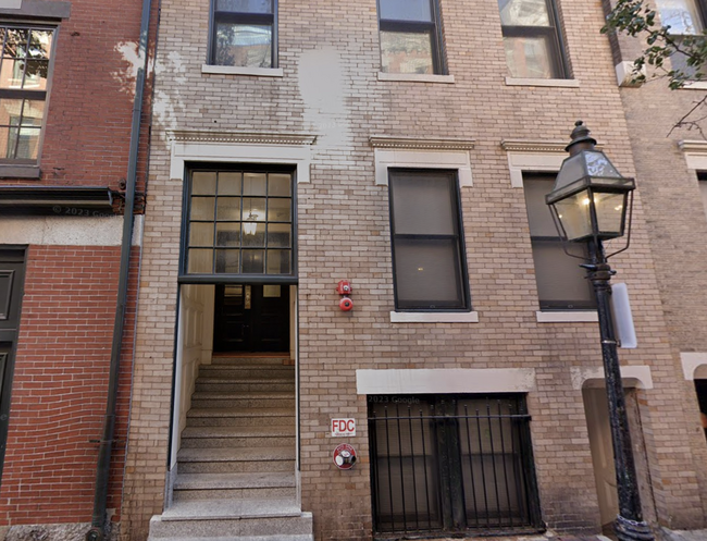 property at 98 Myrtle St