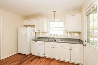 129 St Andrews Pl Dr in Columbia, SC - Building Photo - Building Photo