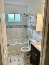 8111 Timken Ave in Warren, MI - Foto de edificio - Building Photo