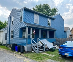 914 School St, Unit 1