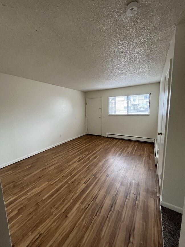 property at 2515 W 27th St
