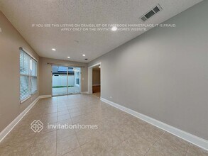 1327 Crimson Clover Ln in Zephyrhills, FL - Building Photo - Building Photo