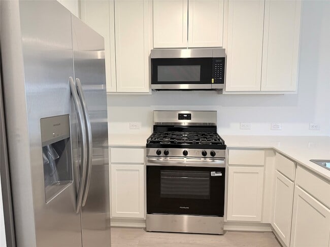 property at 447 Southern Magnolia Wy