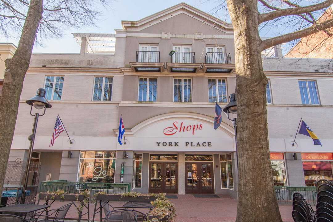 107 West Water Street in Charlottesville, VA - Building Photo