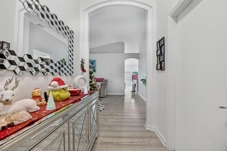 10101 SW 162nd Ct in Miami, FL - Building Photo - Building Photo