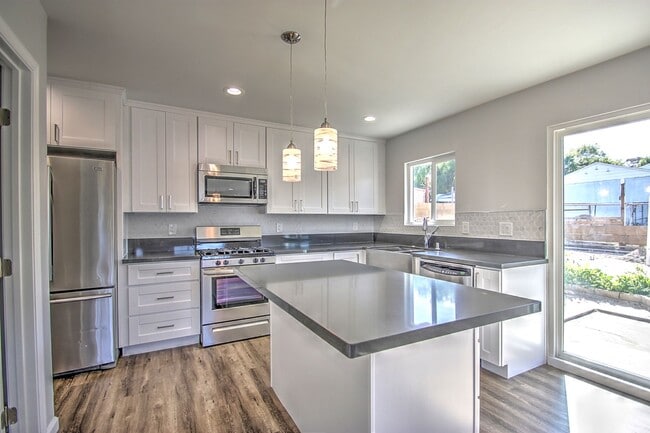 3150-3150 Florine Dr in Lemon Grove, CA - Building Photo - Building Photo