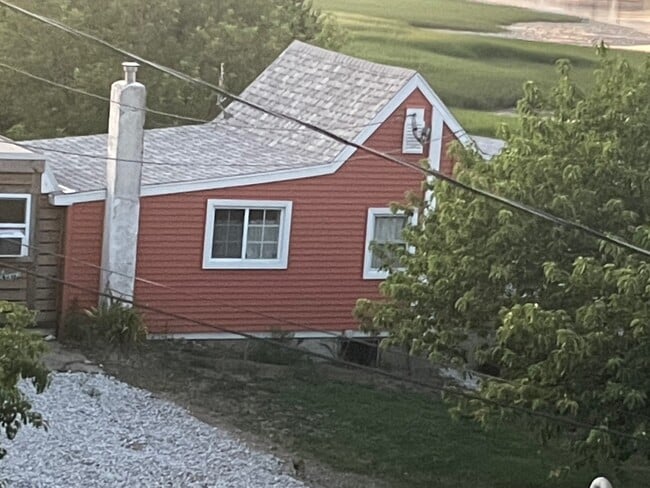 property at 7 Cinder Ave