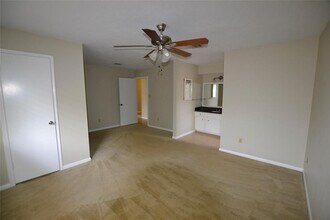 834 Red Rock Canyon Dr in Katy, TX - Building Photo - Building Photo