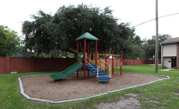 Centennial Townhomes East in Jacksonville, FL - Building Photo - Building Photo