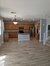 12039 W Louise Ct in Sun City, AZ - Foto de edificio - Building Photo