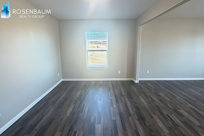 8764 W Reventon Dr in Arizona City, AZ - Building Photo - Building Photo