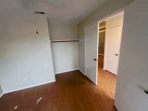 26 Village Cir, Unit #26 in San Rafael, CA - Building Photo - Building Photo