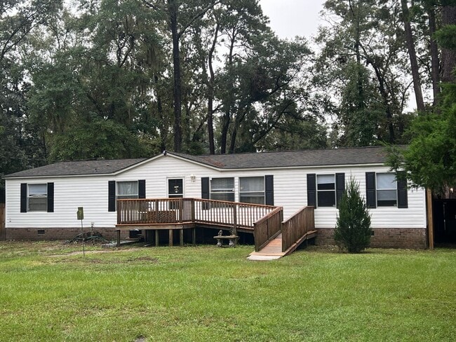 205 Cornfield Ave in Midway, GA - Building Photo - Building Photo