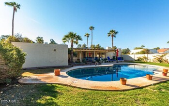 6316 E Doubletree Ranch Rd in Paradise Valley, AZ - Building Photo - Building Photo