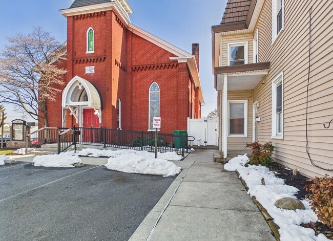 property at 1099 2nd St