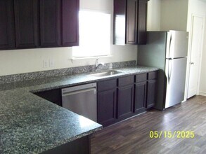 108 Sunnymeade Ln in Jarrell, TX - Building Photo - Building Photo