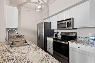 6017 Castlegate Dr W in Castle Rock, CO - Building Photo - Building Photo