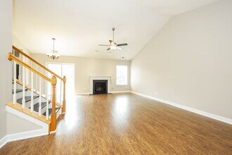 1031 Lowrey Pl in Spring Hill, TN - Building Photo - Building Photo