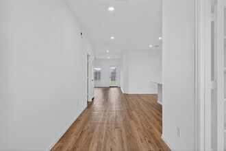 9610 Sterling Arbor Dr in Baytown, TX - Building Photo - Building Photo