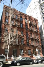 202-204 W 98th St in New York, NY - Building Photo - Building Photo