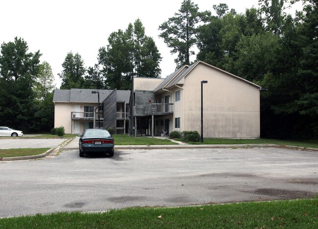 Shiva Vihar Apartments in Burgaw, NC - Building Photo - Building Photo