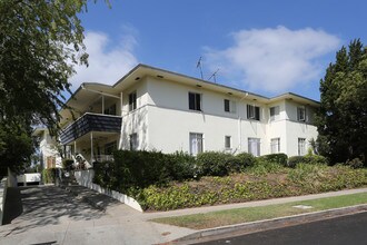 Midvale Manor in Los Angeles, CA - Building Photo - Building Photo