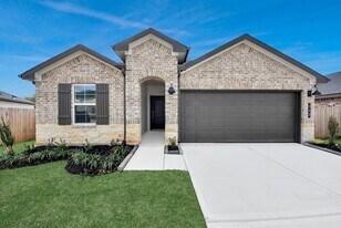 342 Amy St in Angleton, TX - Building Photo