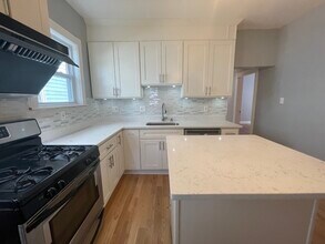24 Litchfield St, Unit 1 in Boston, MA - Building Photo - Building Photo