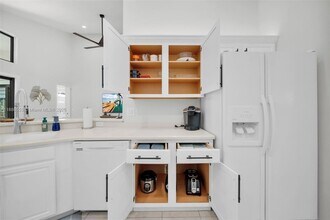 8864 Ventura Way in Naples, FL - Building Photo - Building Photo
