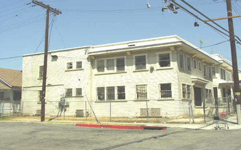 323-329 S Burlington Ave in Los Angeles, CA - Building Photo - Building Photo