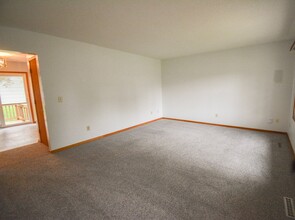 715 12th St NW in Rochester, MN - Building Photo - Building Photo
