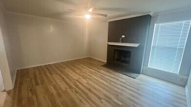 2109 S 11th St in Temple, TX - Building Photo - Building Photo