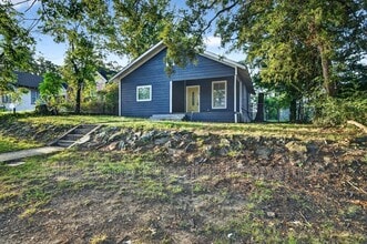 514 E Day St in Denison, TX - Building Photo - Building Photo
