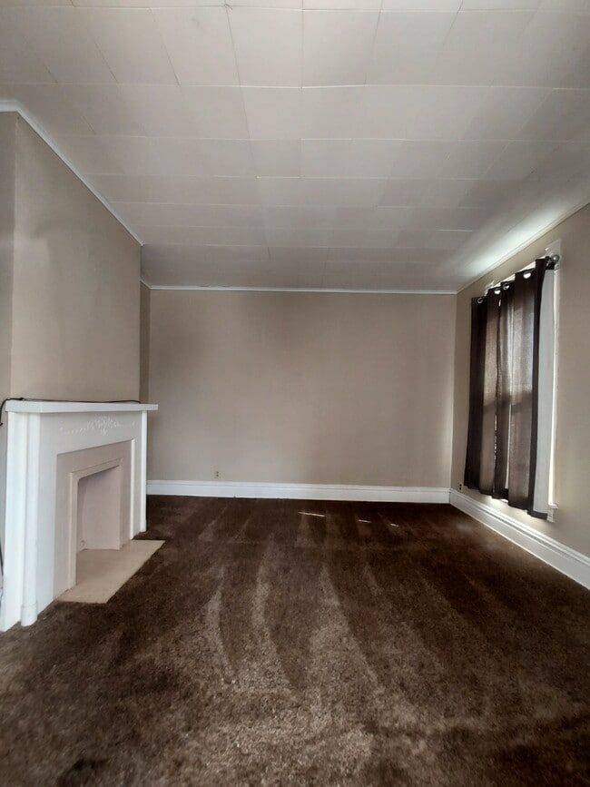 property at 70 Fairfield Ave